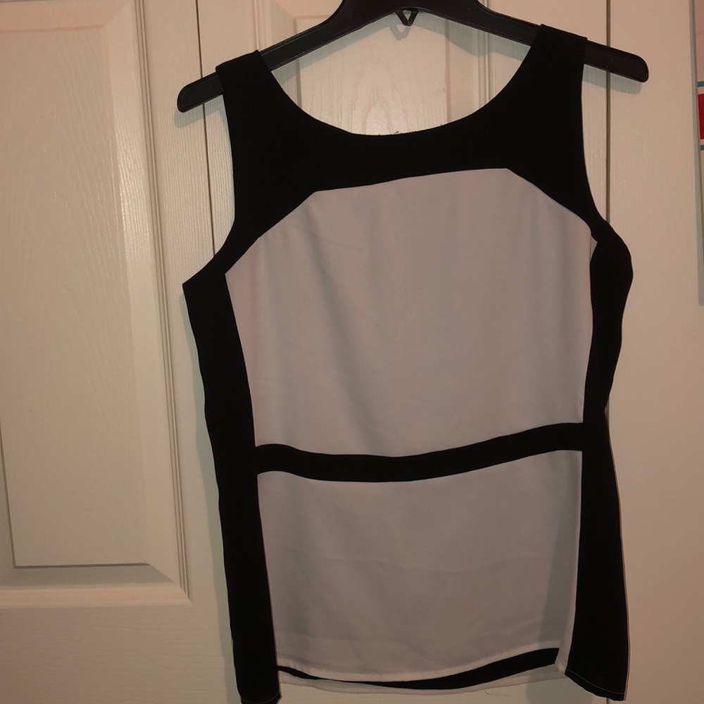 ANN TAYLOR black and white top